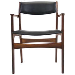Magnifiques fauteuils modernes danois en palissandre par Erik Buck (8)