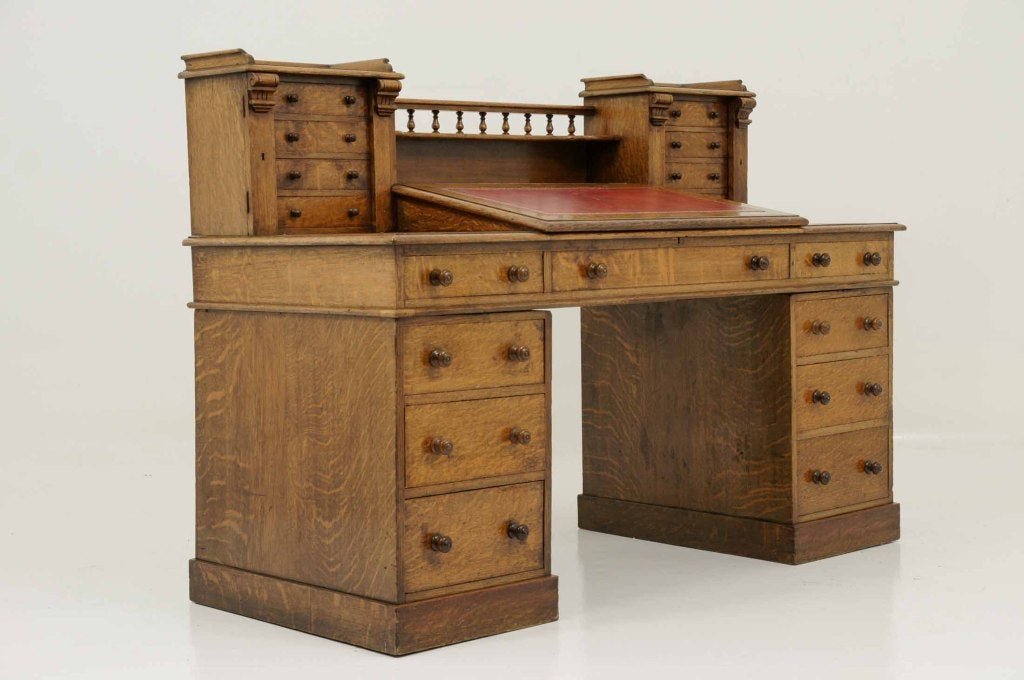 Victorian Oak Dickens Desk 1