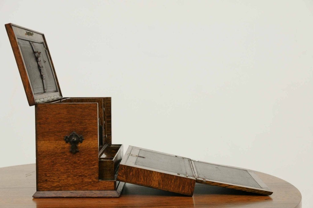 Scottish Victorian Quarter Sawn Oak Stationery Travel / Writing Box