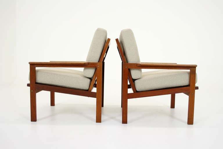 Pair of Teak Lounge Chairs by Illum Wikkelso In Excellent Condition In Vancouver, BC