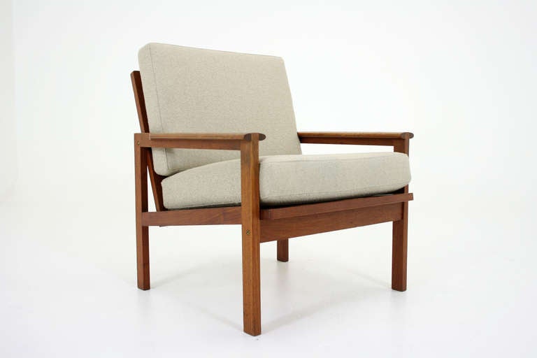 Pair of Teak Lounge Chairs by Illum Wikkelso 4