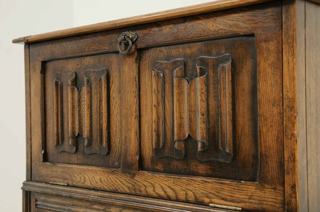 Oak Linen Fold Cocktail at 1stDibs