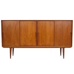 Vintage Teak Sideboard by Omann Junior 302-219