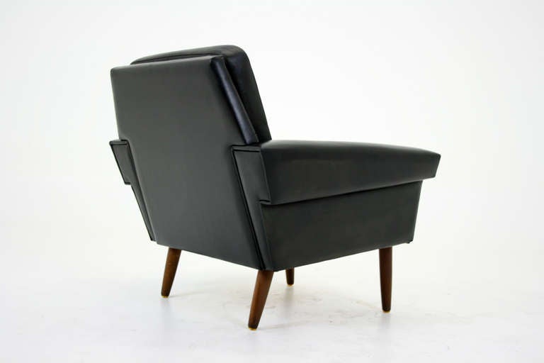 Danish Modern Leather and Teak Lounge Chair 1