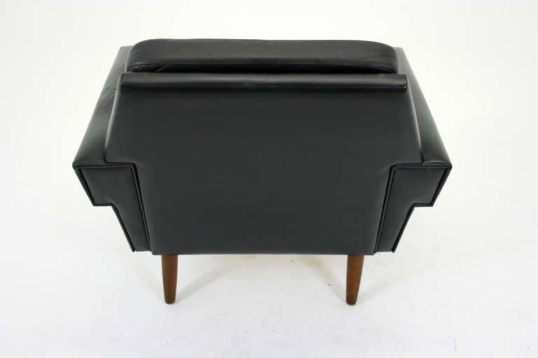 Danish Modern Leather and Teak Lounge Chair 2