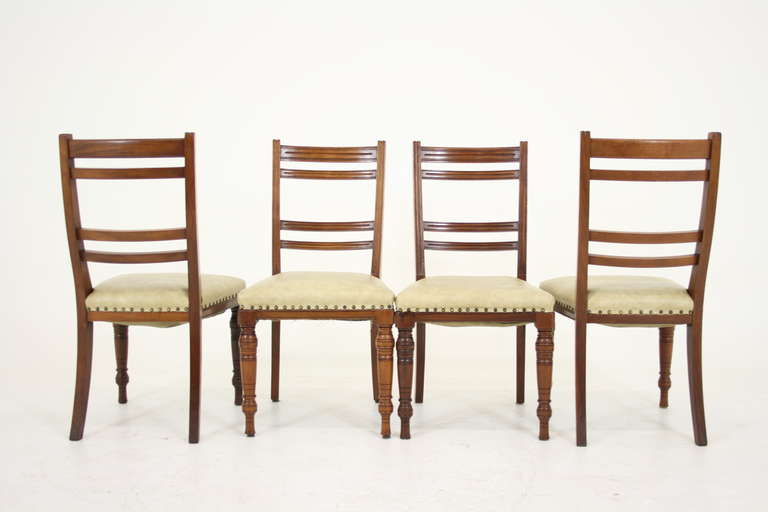 Set of Eight Antique Scottish Victorian Mahogany Dining Chairs, circa 1890 3