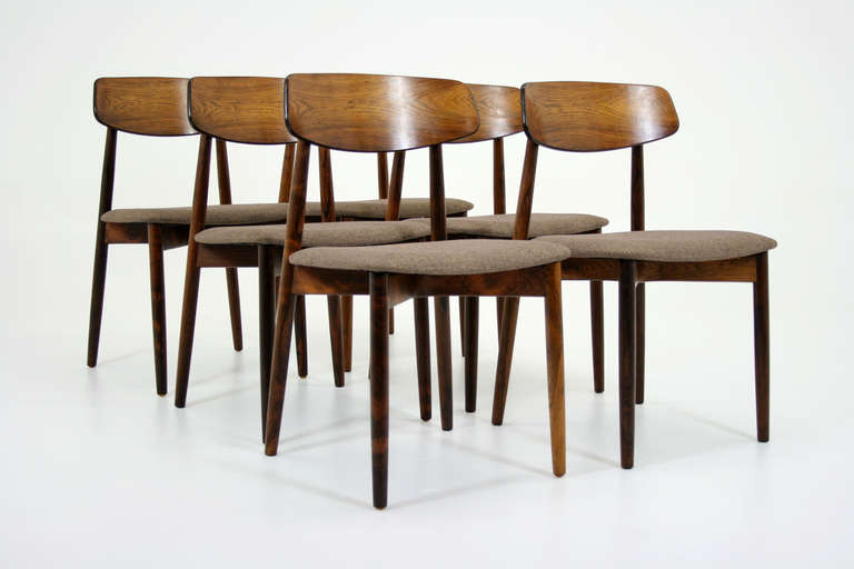 Set of Six Rosewood Dining Chairs In Excellent Condition In Vancouver, BC