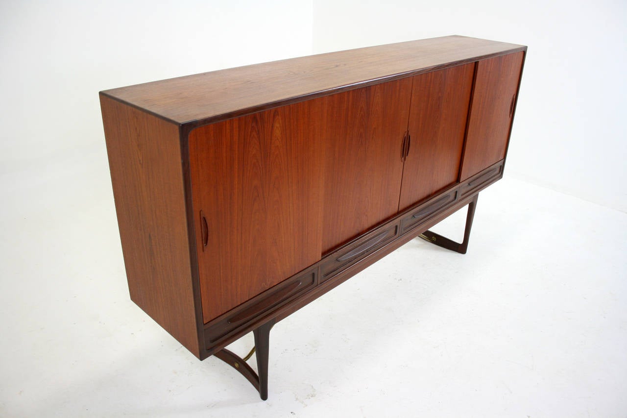Danish Mid-Century Modern Teak Sideboard or Credenza In Excellent Condition In Vancouver, BC