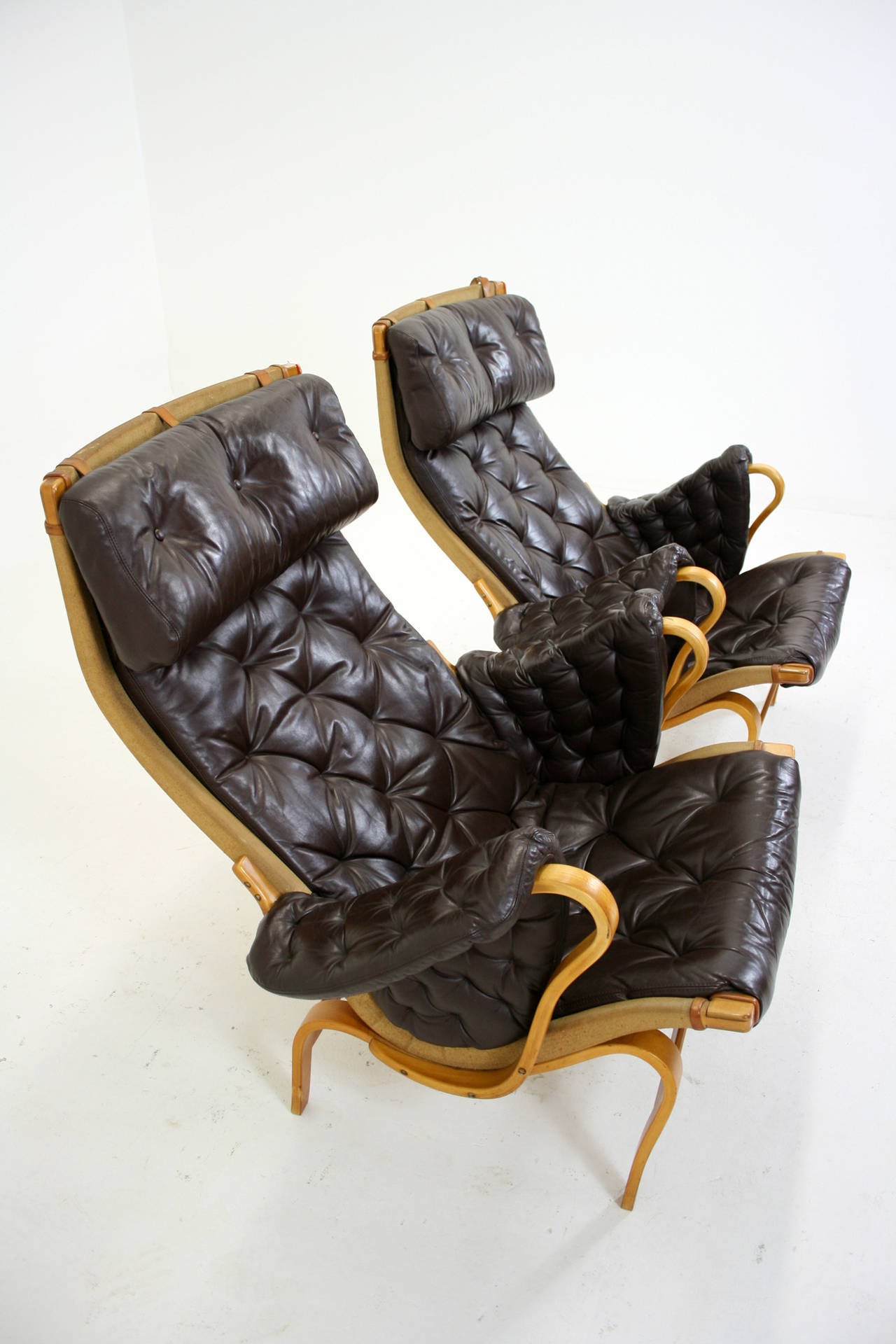 Swedish Danish Mid-Century Modern Pair of Pernilla Chairs by Bruno Mathsson
