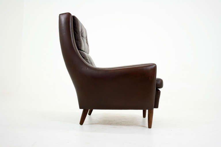 Scandinavian Modern Leather and Rosewood Tall Lounge Chair