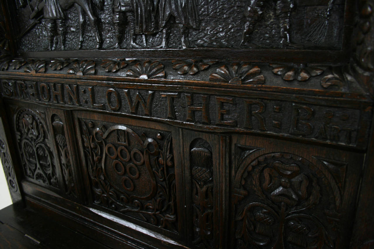 Antique English 18th Century Carved Oak Box Settle Hall Bench In Good Condition In Vancouver, BC