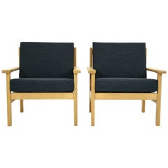 Pair of Oak Lounge Chairs by Hans Wegner