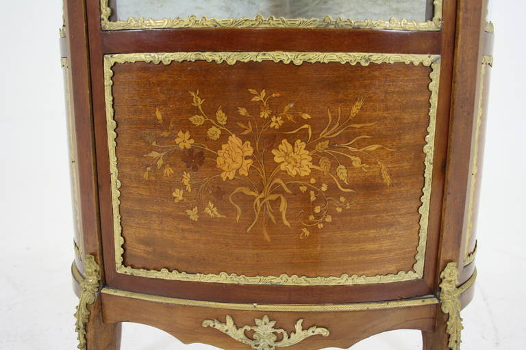 Vitrine ancienne française en marqueterie d'orfèvrerie:: porcelaine:: meuble de rangement 6