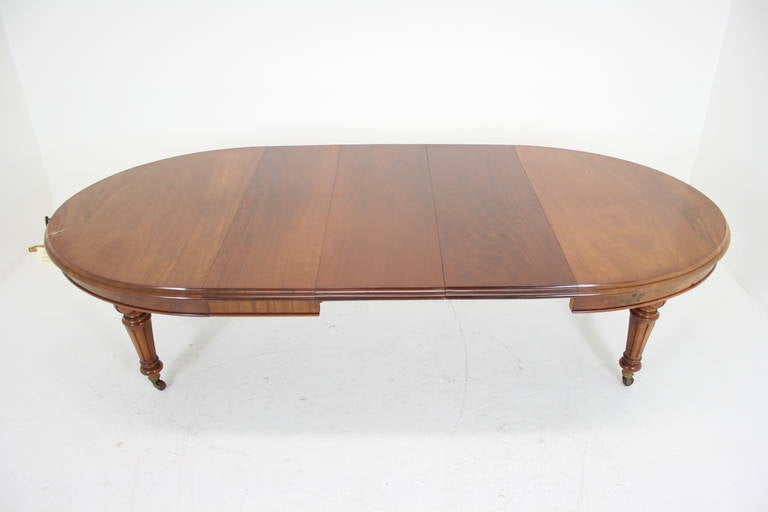 Antique Scottish Victorian Oval Mahogany Dining or Writing Table, 1870 6