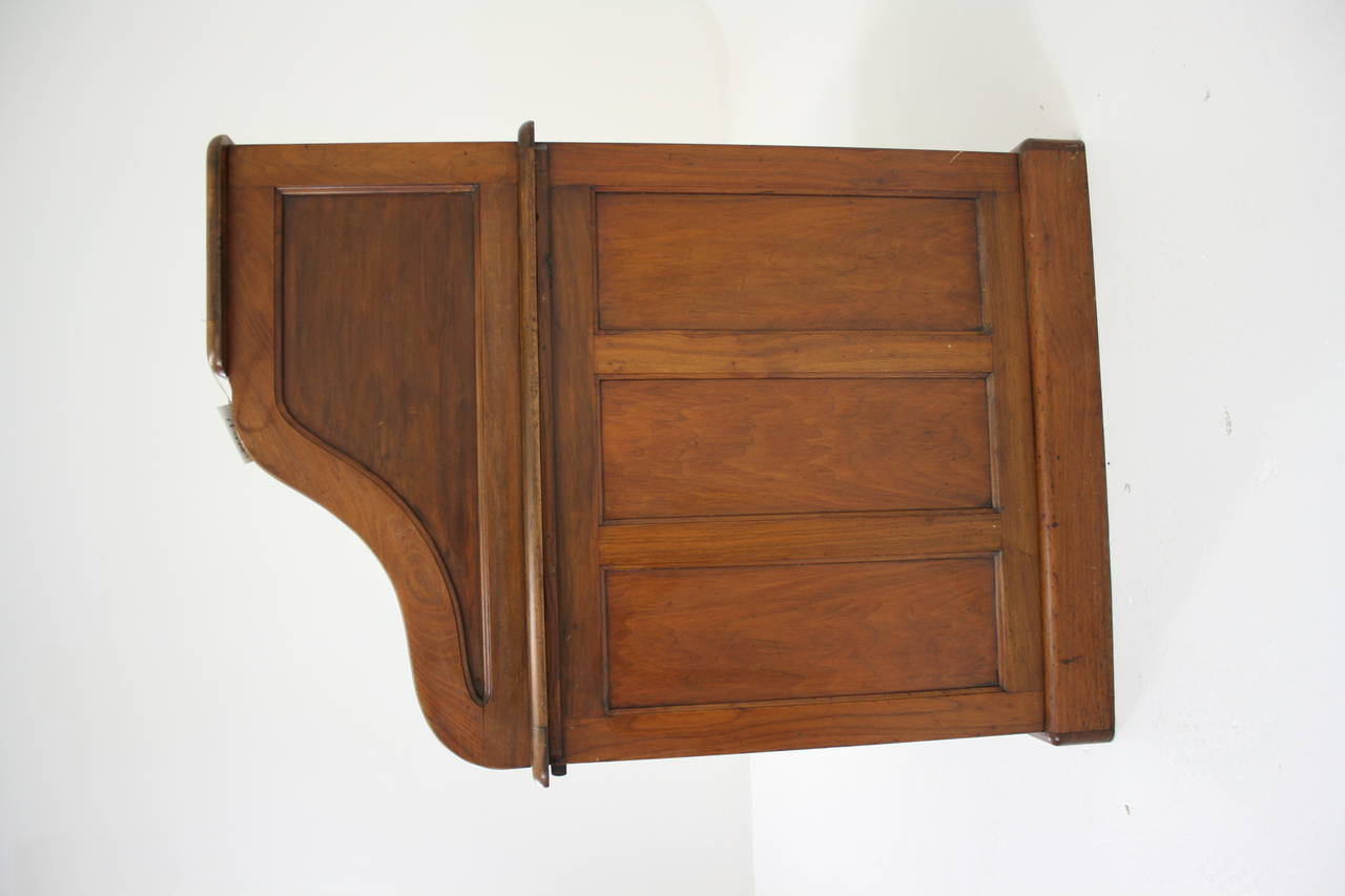 20th Century Antique American Mahogany 