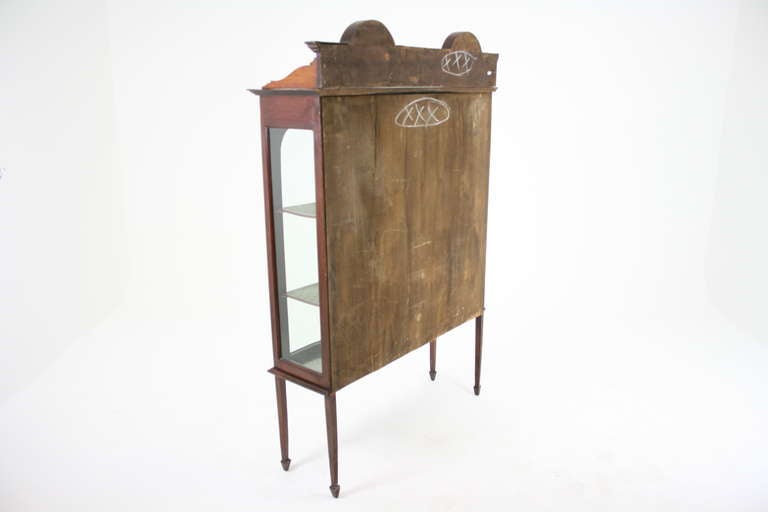 Early 20th Century Mahogany Inlaid China, Curio, Display Cabinet In Excellent Condition In Vancouver, BC