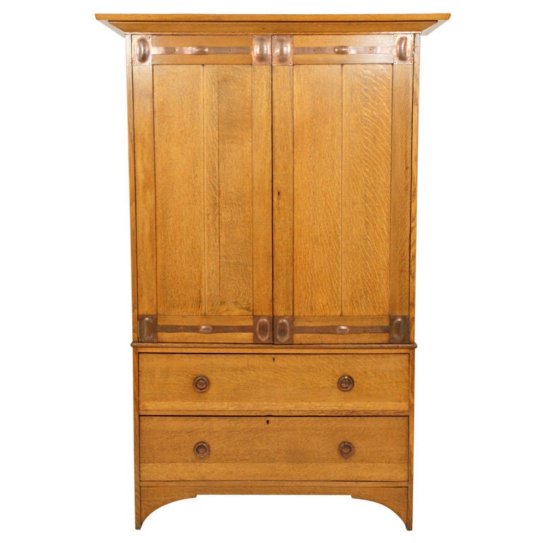Oak Arts and Crafts Linen Press