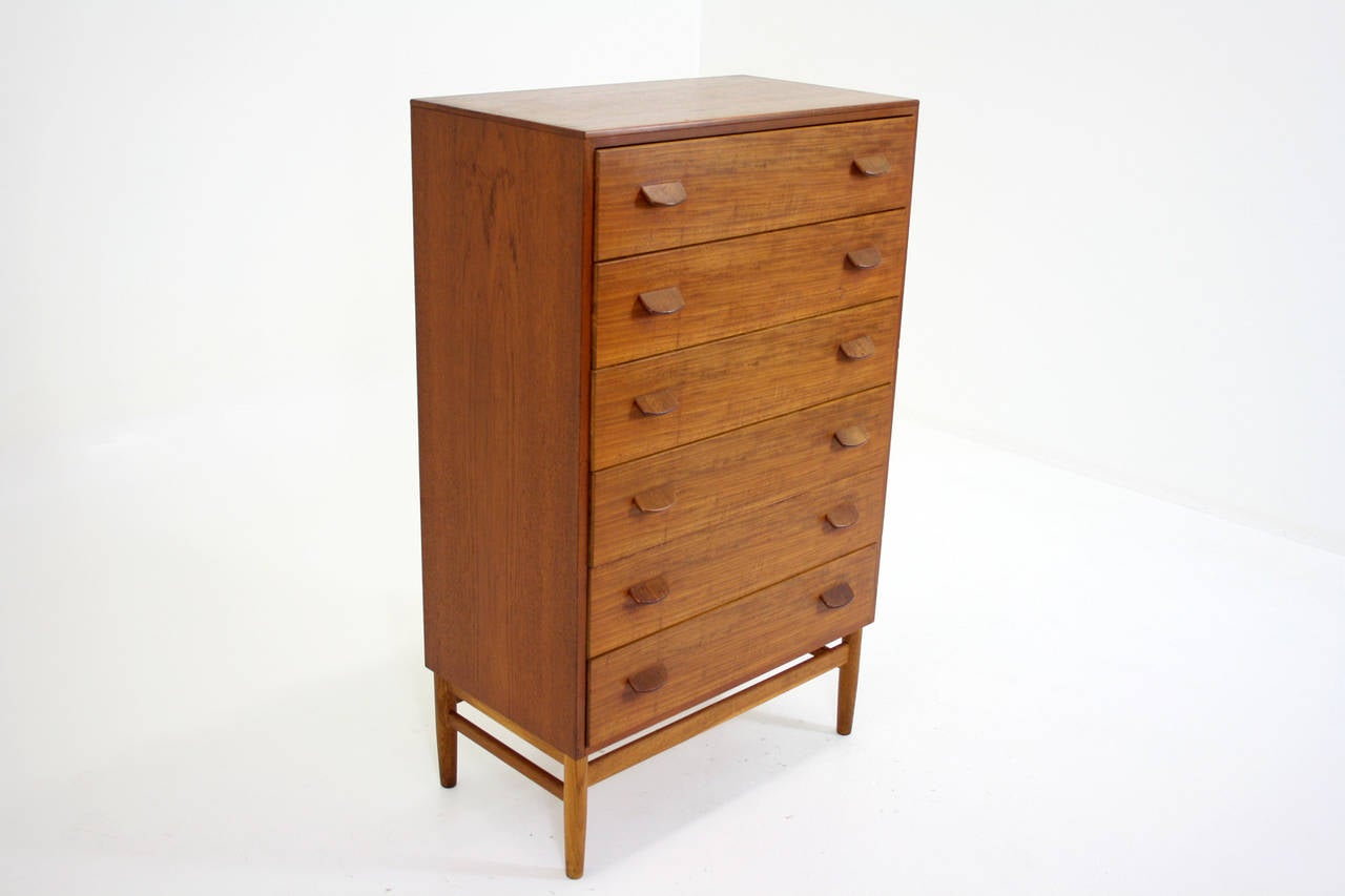 Scandinavian Modern Danish Mid Century ModernTeak Dresser chest of Drawers by Poul Volther
