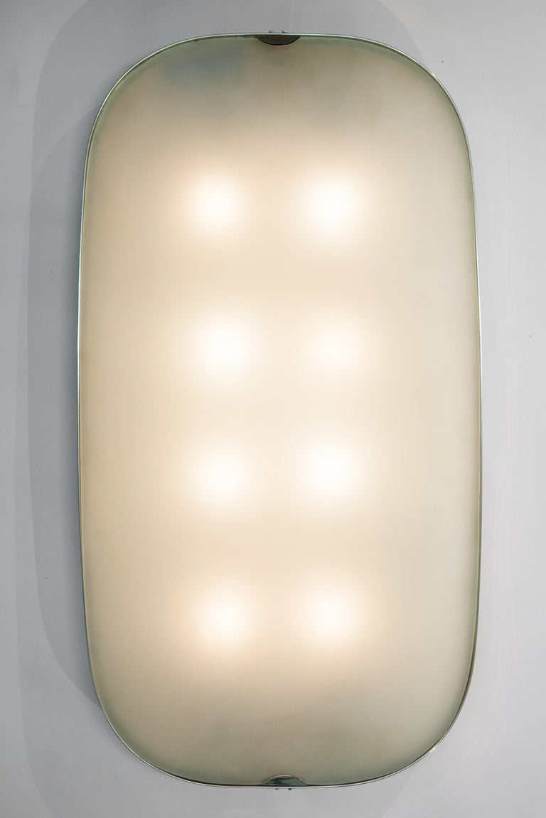 Pietro Chiesa large nickel framed convex glass wall sconce c.1940. Fontana Arte, Italy