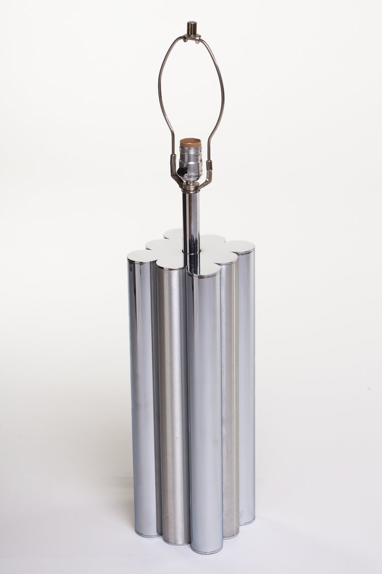Chrome and brushed steel tubular quatrefoil column lamp by Mutual Sunset Lamp Company, 1970s.

