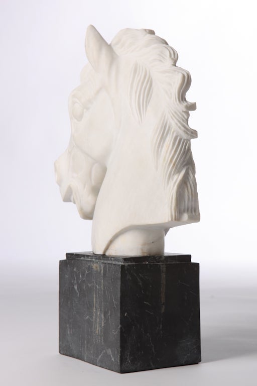Italian Marble Horse Head Sculpture In Excellent Condition In New York, NY
