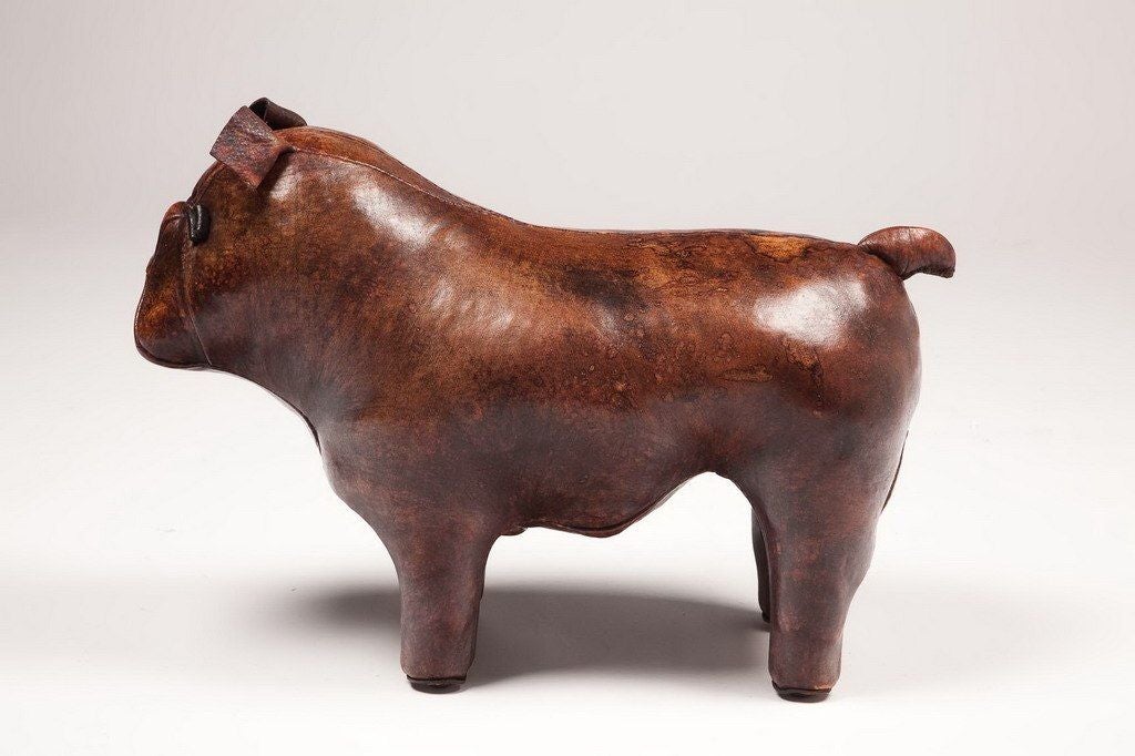 English Leather bulldog footrest