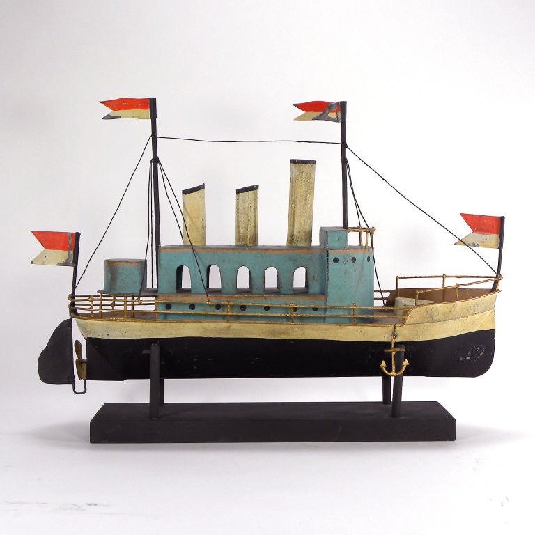 Continental model of a river steamer.<br />
Circa 1890-1900.