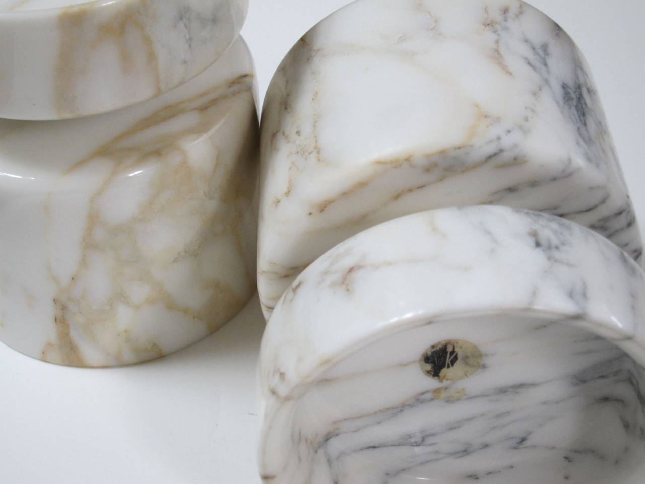 Hand-Crafted Pair of Angelo Mangiarotti for Knoll Marble Vases, Italian circa 1970