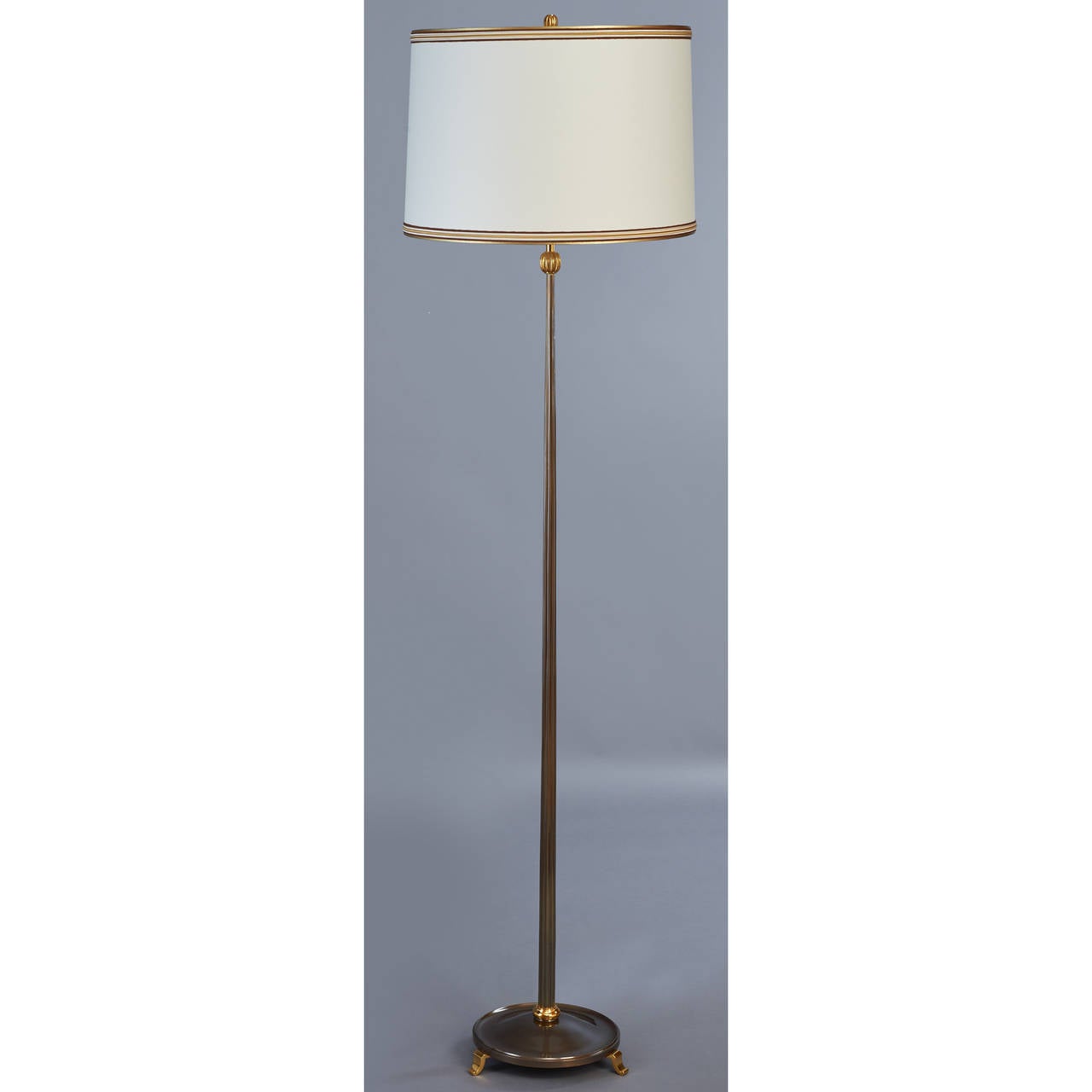 Bronze Delisle 1950s Floor Lamp In Excellent Condition In New York, NY