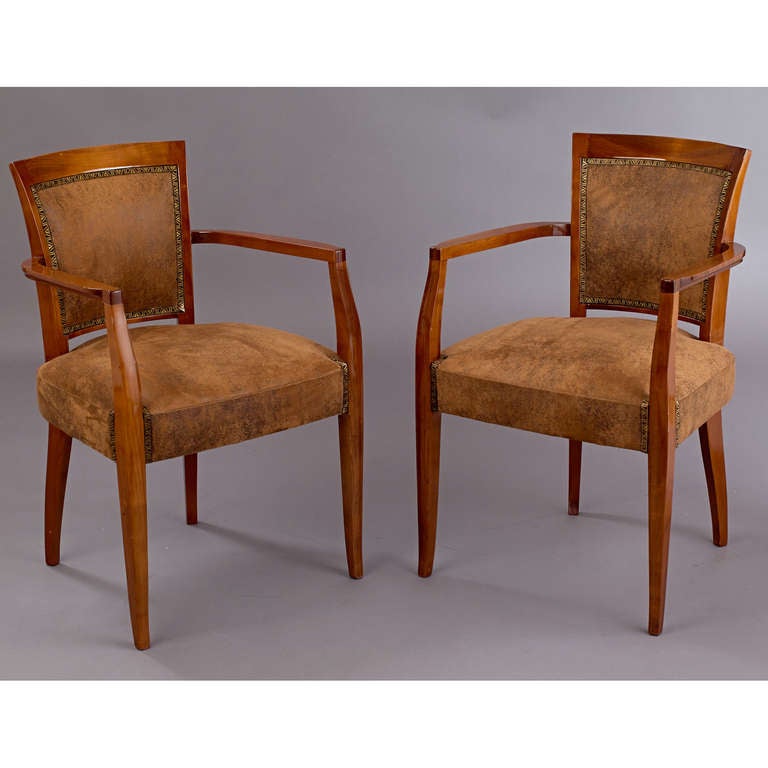 Andre Arbus ( 1903- 1969)

Pair of mahogany armchairs. 
France,1950's
 21 x 21 x 17 H @ seat/ 32 H

Part of our new shipment on view at our gallery:
978 Lexington Ave ( 71/72 Street)  N.Y.C. 10021