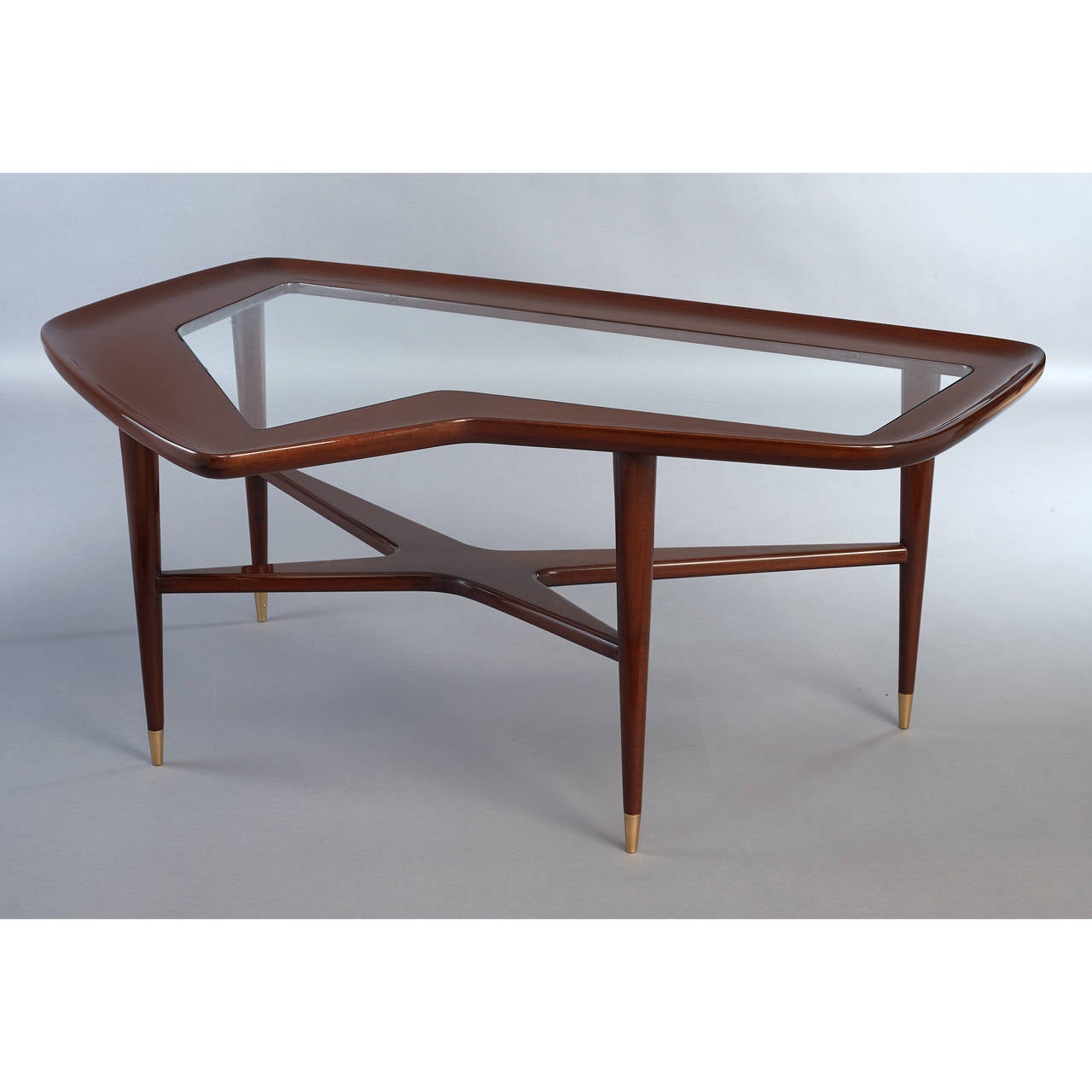 Sculptural Free-Form Italian 1950s Table In Excellent Condition In New York, NY