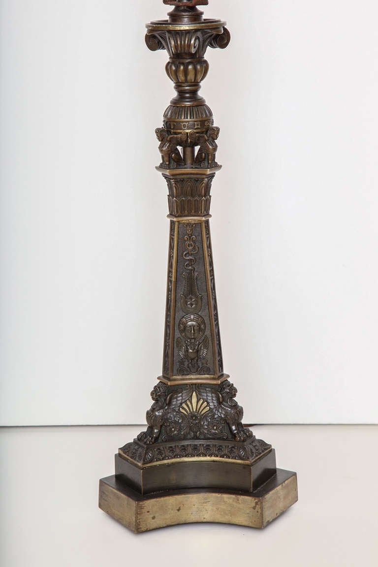 Early 19th Century English Bronze Lamp In Excellent Condition For Sale In New York, NY