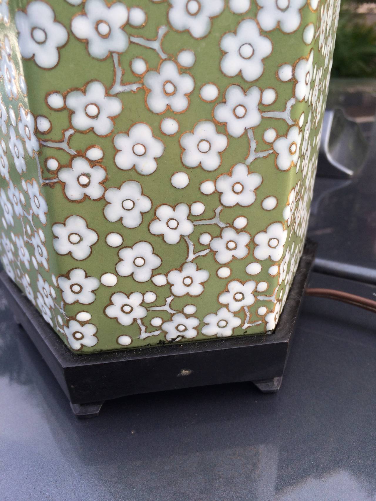 Pair of Japanese Floral Table Lamps In Excellent Condition For Sale In Asheville, NC