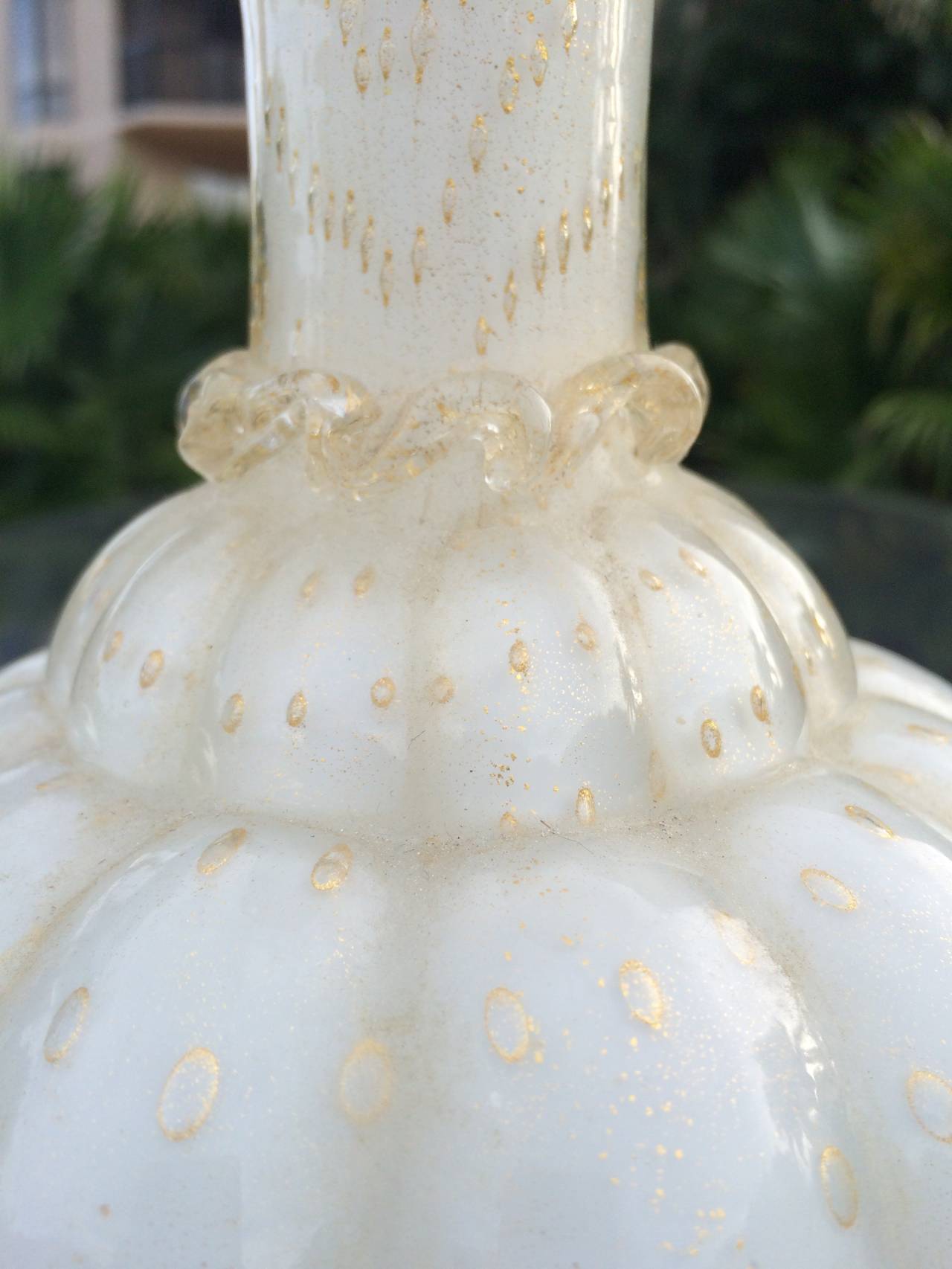 Petite Table Lamp by Barovier & Toso In Excellent Condition For Sale In Asheville, NC