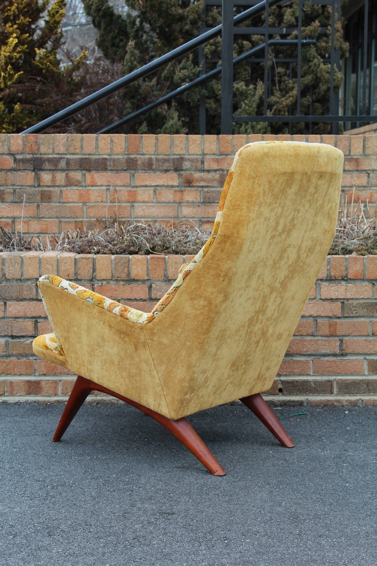 Rare 1960s Scandinavian Teak Lounge Chair 1
