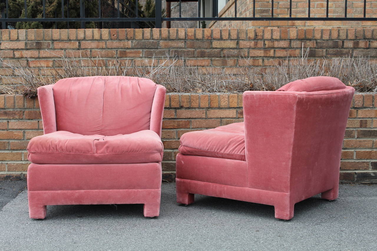 20th Century Pair of Upholstered Lounge Chairs by Selig For Sale