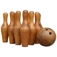 Vintage A 1930's Hand-Turned Wood Bowling Set
