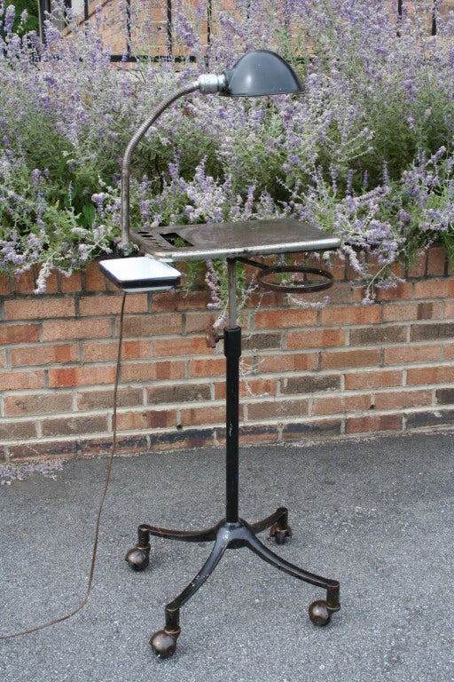 Vintage Industrial Lamp Table In Excellent Condition For Sale In Asheville, NC