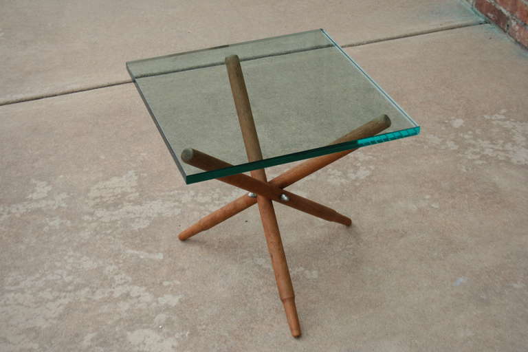 A rare and unique tripod teak dowel side table - A well balanced and simple table, supports up to a 1