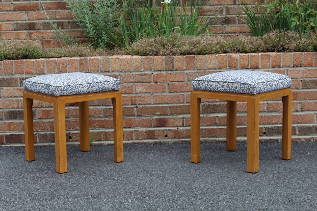 20th Century Pair of Upholstered Mahogany Stools by Harvey Probber For Sale