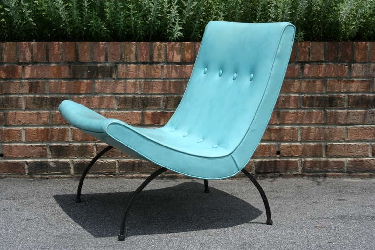 A wrought iron scoop chair designed by Milo Baughman for Thayer Coggin, c. 1954. A wonderful chair that exudes California Modern design. Quite comfortable and a prelude to many of Baughman's chome chair designs. 