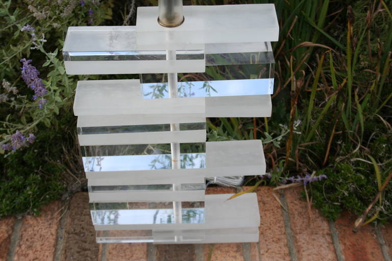 Late 20th Century Stacked Lucite Table Lamp For Sale