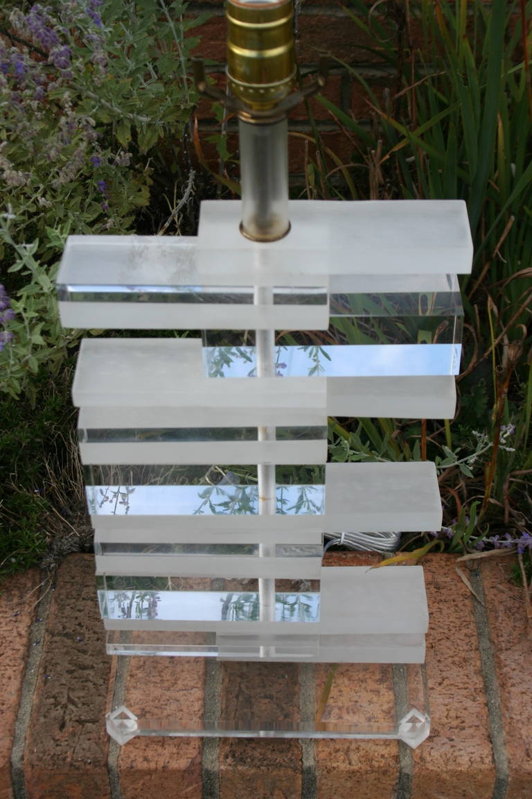 Stacked Lucite Table Lamp For Sale 1