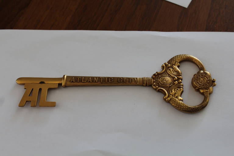 1930s Key to the City of Atlantic City In Good Condition For Sale In Asheville, NC