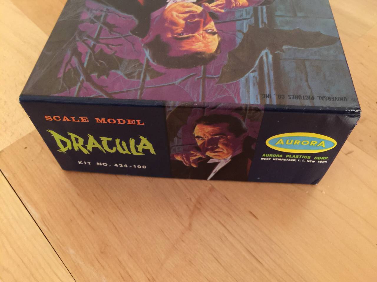 Mid-20th Century 1962 Aurora Dracula Universal Monsters Model Kit