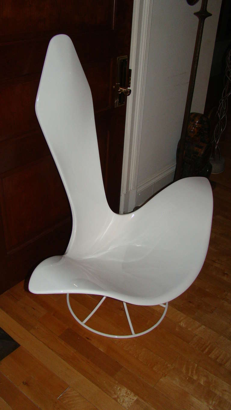 Mid-20th Century Laverne Sculptural Mid-Century Tulip Chair