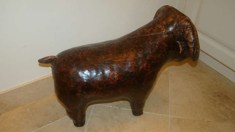 Omersa Leather Ram Stool for Abercrombie & Fitch 1