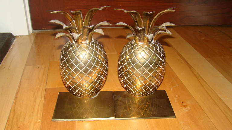 Great pair of Sculptural Brass Decorative Bookends in the form of large pineapples.