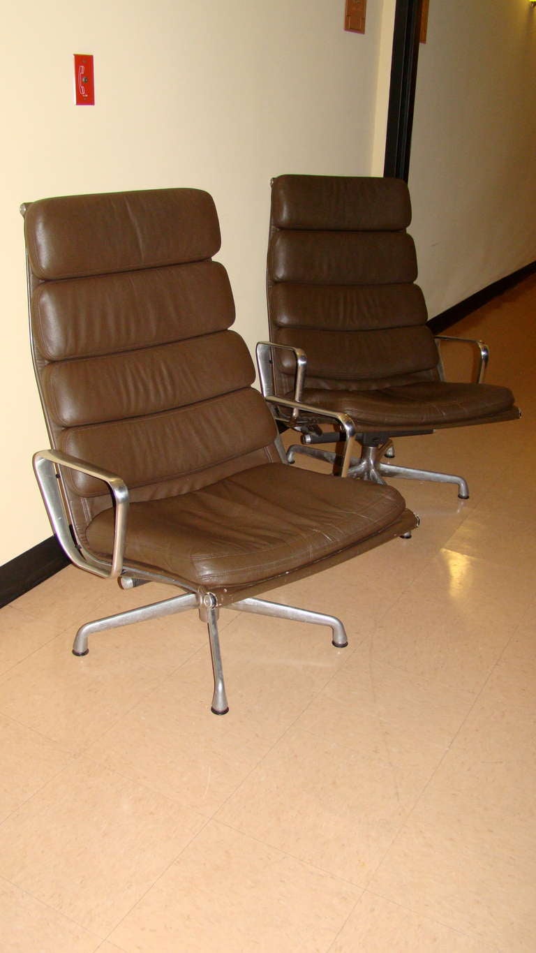 American Charles Eames Herman Miller Leather Soft Pad Lounge Chair Pair