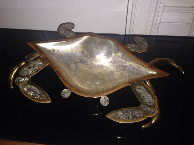 Mid-20th Century Mexican Abalone and Brass Crab Sculpture Dish  For Sale